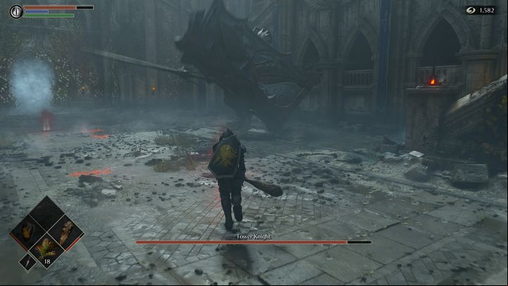 However, be careful not to get too far away from the boss, because that will incite him to use his spear, which has a fairly long range - Demons Souls remake: Tower Knight - boss, how to defeat? - Demons Souls Remake: Bosses - Demons Souls Remake Guide