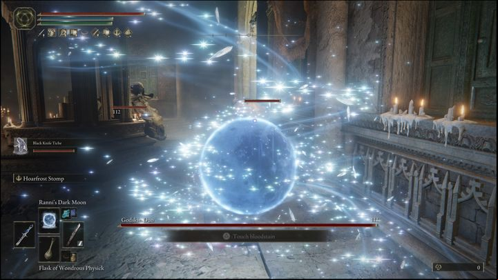 Then, after entering the arena, stand near the left side, at the last column - Elden Ring: How to beat Godskin Duo? - Crumbling Farum Azula - Elden Ring Guide