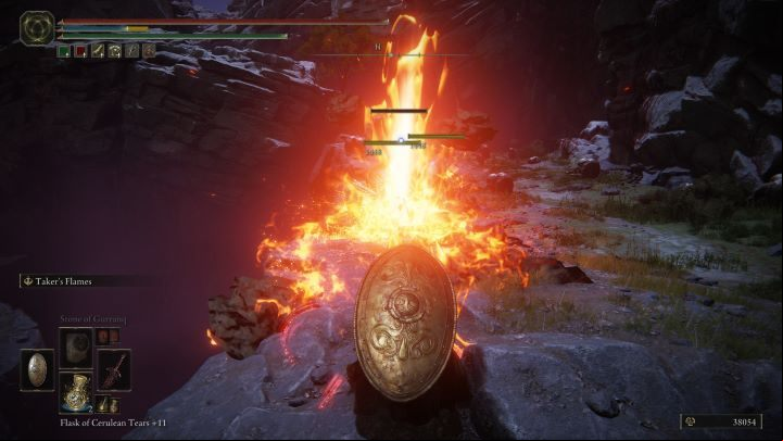 Farming involves approaching sitting Albinaurics and attacking them with your area of effect skill - Elden Ring: Where to farm Runes? - FAQ - Elden Ring Guide