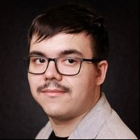 Filip Melzacki, guides author - Expedition 33: Best builds - Basics - Expedition 33 Guide