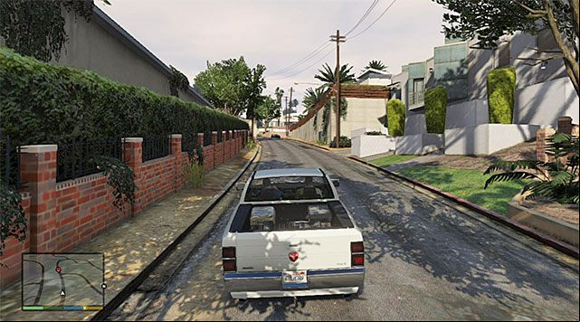 You need to watch out along your way through the narrow streets of Vinewood - GTA 5: Marriage Counseling walkthrough - Main missions - GTA 5 Guide