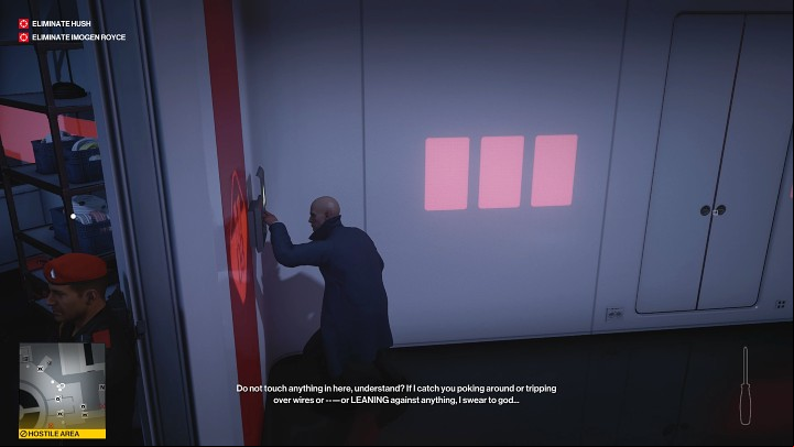 Wait for the guard to approach the age, then use the terminal to distract him - Hitman 3: Imogen Royce - how to kill her? Chongqing, China, walkthrough guide - End Of An Era - Chongqing - Hitman 3 Guide