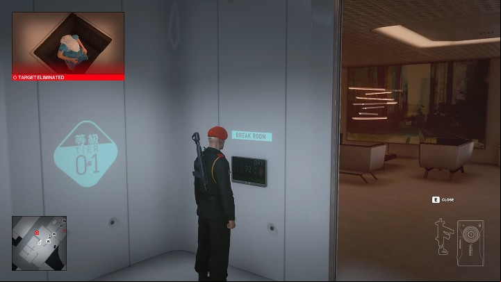 As the poisoned air begins to fill the room, Imogen Royce dies - Hitman 3: Imogen Royce - how to kill her? Chongqing, China, walkthrough guide - End Of An Era - Chongqing - Hitman 3 Guide