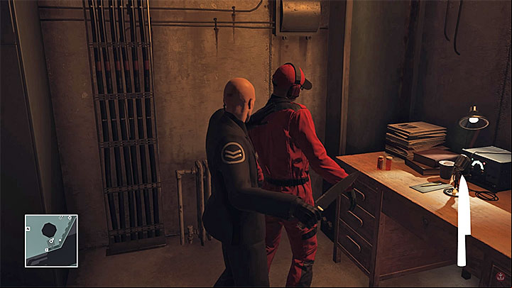 Find the pilot, assassinate him, take his outfit, and hide the body - Murdering Erich Soders | Hokkaido - Hokkaido: Situs Inversus - Hitman Game Guide