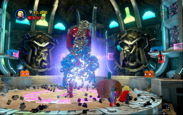 Second round is quite the same - dodge enemys attack, waiting for the proper quantity of the bricks to appear - Magneto | Boss fights - Boss fights - LEGO Marvel Super Heroes Game Guide & Walkthrough