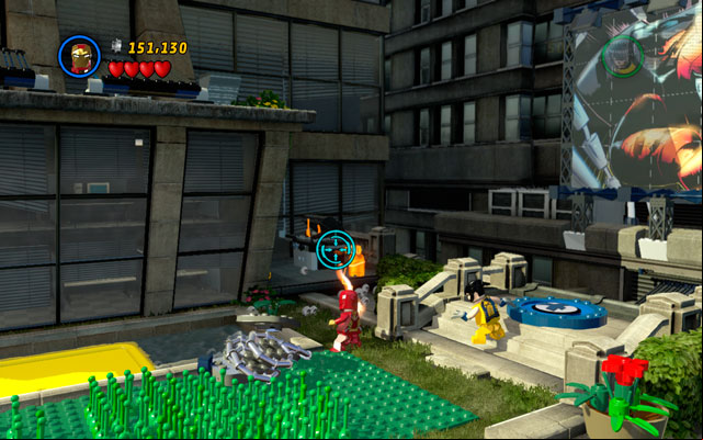 On the same place choose Human Torch to melt golden fire extinguisher standing nearby - Times Square Off | Minikit Sets - Minikit Sets - LEGO Marvel Super Heroes Game Guide & Walkthrough