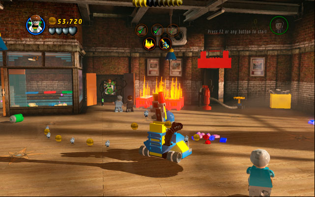 Use the computer to take control over the vacuum cleaner and clean up all three piles of garbage - Tabloid Tidy Up | Maps - Maps - LEGO Marvel Super Heroes Game Guide & Walkthrough