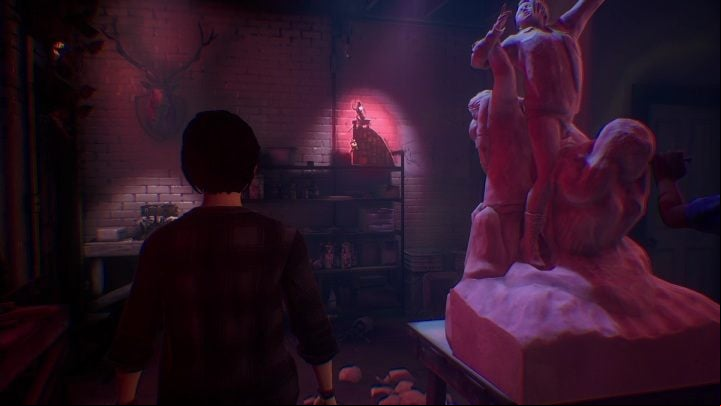 The last sculpture is on the bookshelf - Life is Strange True Colors: Charlotte - walkthrough - Chapter 3 Monster or Mortal - Life is Strange True Colors Guide