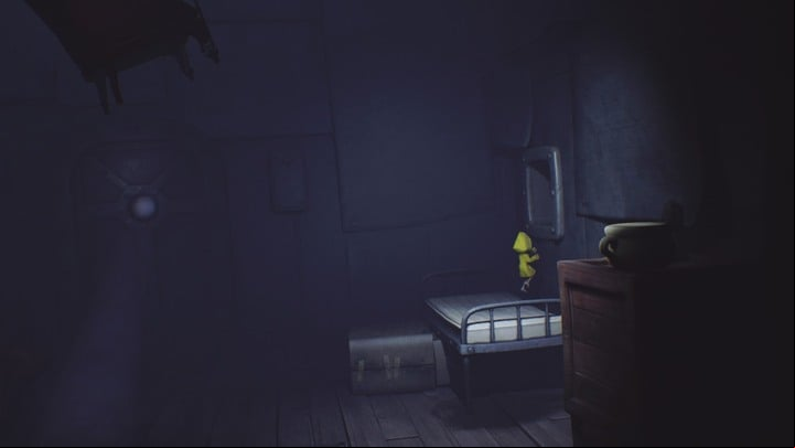Get on the bed and go across the shaft. - Little Nightmares: Beginning - walkthrough - The Prison - Little Nightmares Game Guide