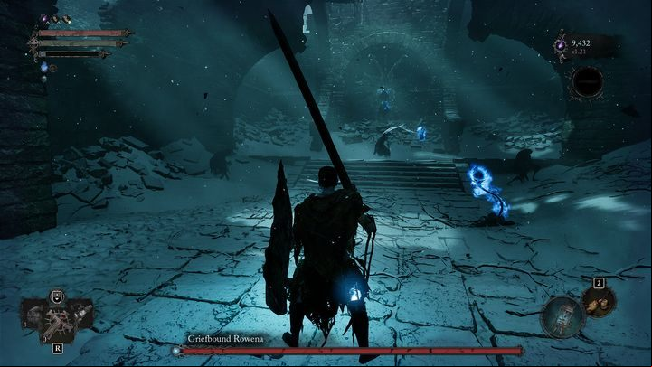 When fighting Rowena, you should ignore regular enemies at first and keep moving around the map - Lords of the Fallen: How to defeat the Griefbound Rowena boss? - Optional - Lords of the Fallen Guide