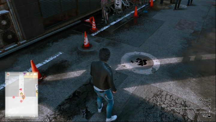 The 51st image is located on a sewer manhole on Tenkaichi Street - Lost Judgment: Squirrel search Showa Street - all squirrels, map - Kamurocho - Lost Judgment Guide