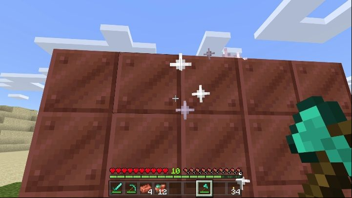With the help of an ax, you can both remove the copper wax and reverse the oxidation process - Minecraft Caves & Cliffs: Blocks - list - Raw materials and blocks - Minecraft Guide