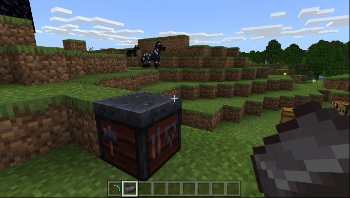 The Smithing Table is used to create tools and armour from netherite - Minecraft: Smithing Table, Nether Update - whats new? - Minecraft Nether Update - Minecraft Guide