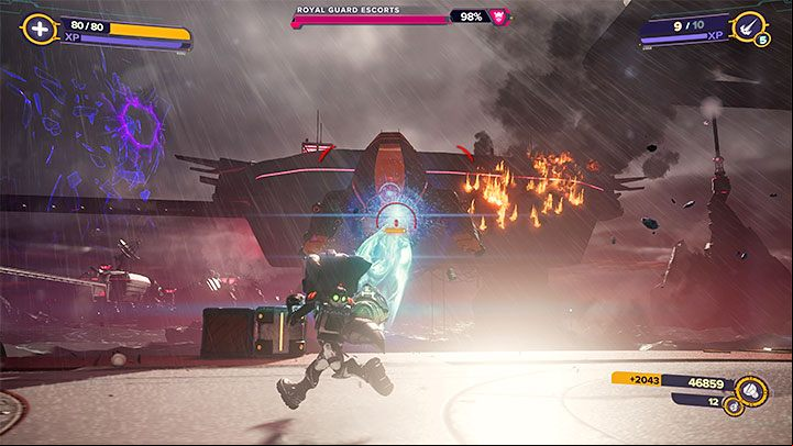 After the Royal Guard Escorts appears, focus on attacking flying enemy machines - Ratchet & Clank Rift Apart: Royal Guard Escorts, Viceron - how to defeat? - Bosses - Ratchet & Clank Rift Apart Guide