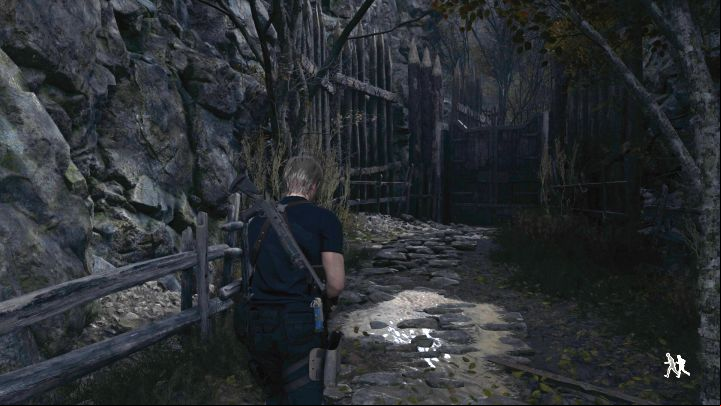 The heroes will reach the next gate - the picture shows it - Resident Evil 4 Remake: How to escape Mendez? - Campaign - Resident Evil 4 Remake Guide