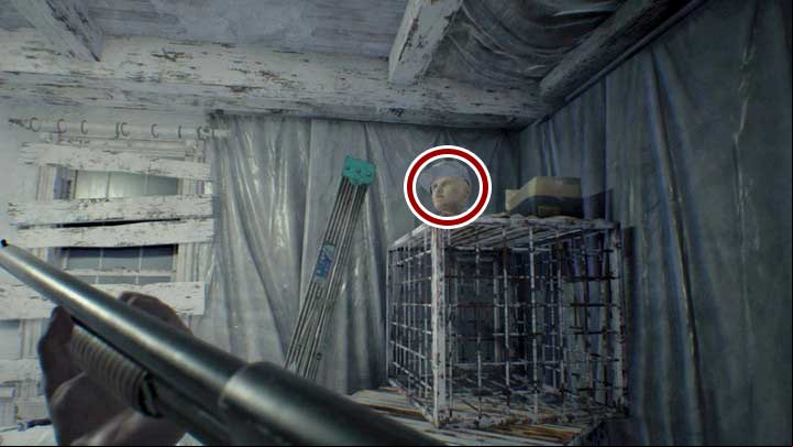 The treasure is inside the mannequins head - Resident Evil 7: Testing area and boat house walktrough - Resident Evil VII Walkthrough - Resident Evil 7 Guide, Walkthrough