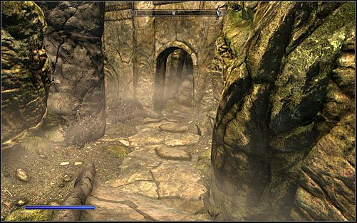 The second option on the other hand implies going into the western corridor after crossing the bridge (screen above) - Staff of Magnus - p. 1 - College of Winterhold quests - The Elder Scrolls V: Skyrim Game Guide
