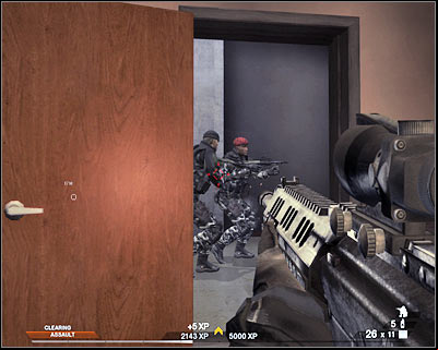Watch out for the third opponent - Scene 1 - Penthouse - part 3 - Act 5 - Theater - Tom Clancys Rainbow Six: Vegas 2 - Game Guide and Walkthrough